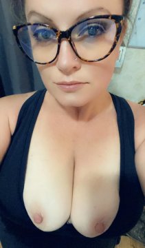 MarineDelon69 de Marne, France